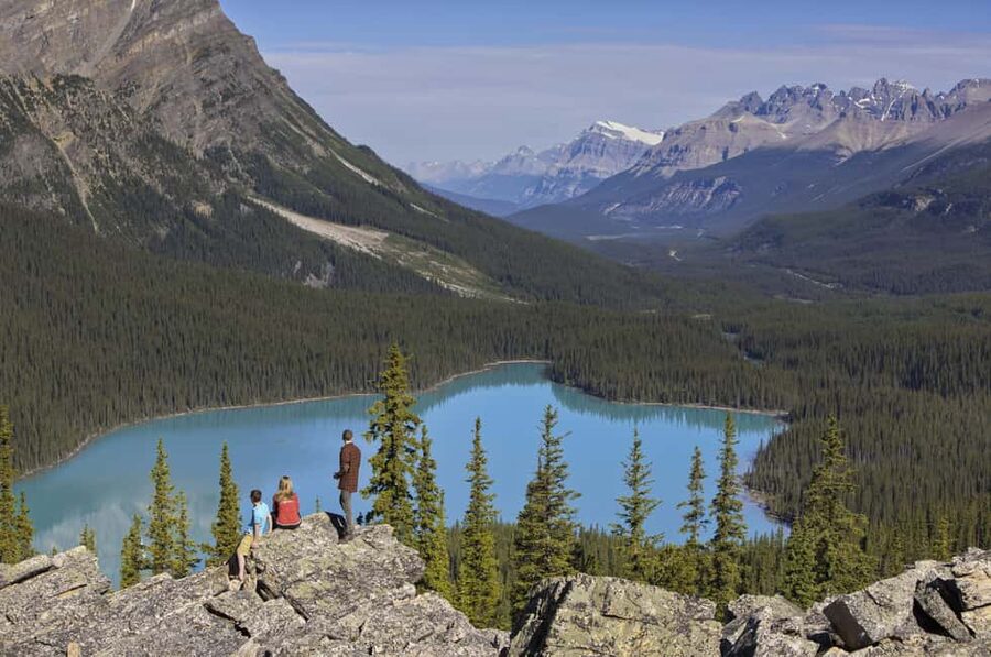 Icefield: Bow Lake, Columbia Icefield, Peyto Lake Day Tour - Why this Rocky Mountain day tour works