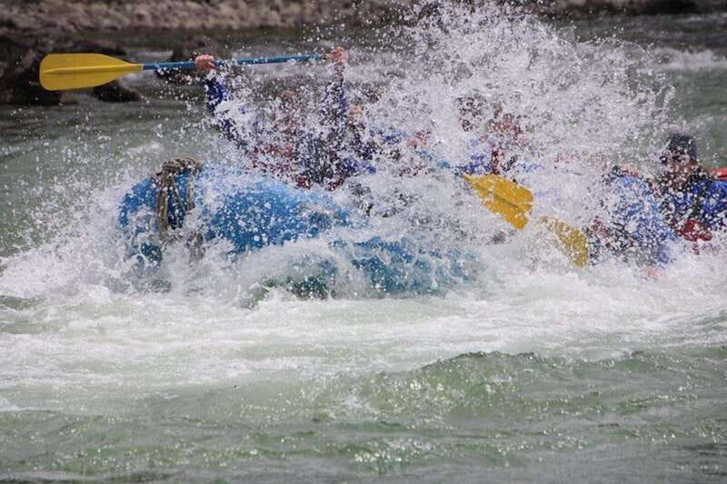 Jasper: Athabasca River Mile 5 Whitewater Rafting Tour - Why Mile 5 works for first-time rafters