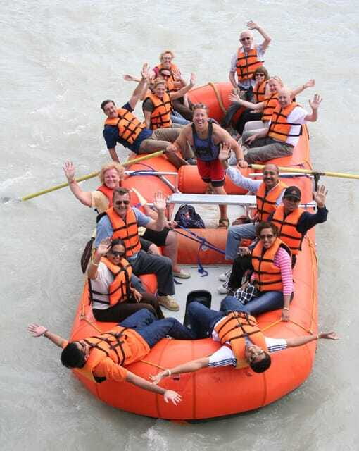 Jasper: Jasper National Park Easy 2-Hour Rafting Trip - The Athabasca River, from fur-trade route to gentle rapids