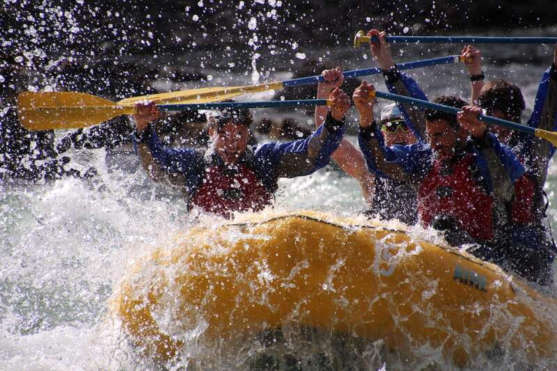 Jasper National Park: 2-Hour Whitewater Rafting - How the guides shape the experience