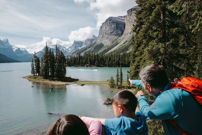 Jasper National Park Tour: Maligne Valley, Medicine Lake and Spirit Island - The Mary Schaffer Loop option