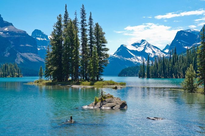 Jasper Wildlife & Sightseeing Tour with Maligne Lake Cruise - Why Maligne Lake makes this six-hour trip worthwhile