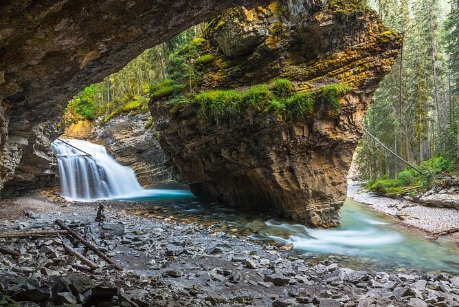 Johnston Canyon Icewalk - Key points at a glance
