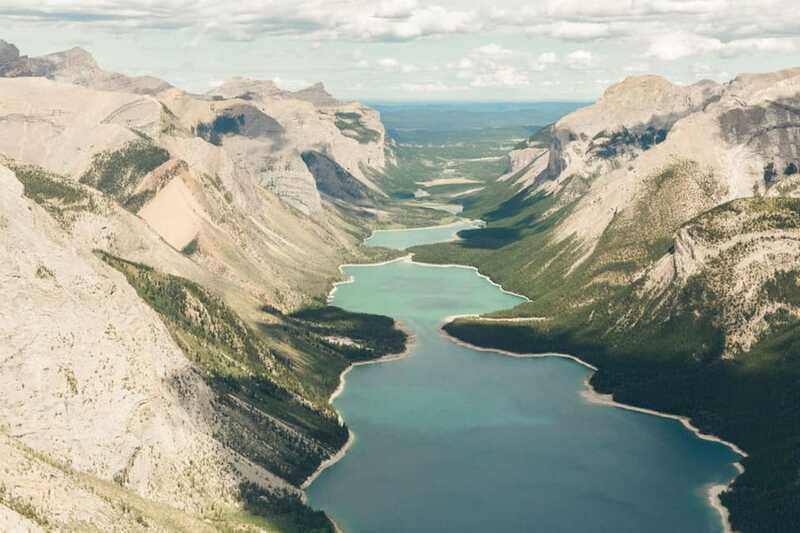 Kananaskis: 30-Minute Heli Tour of Minnewanka Lake and Banff - What the 30-minute length really means