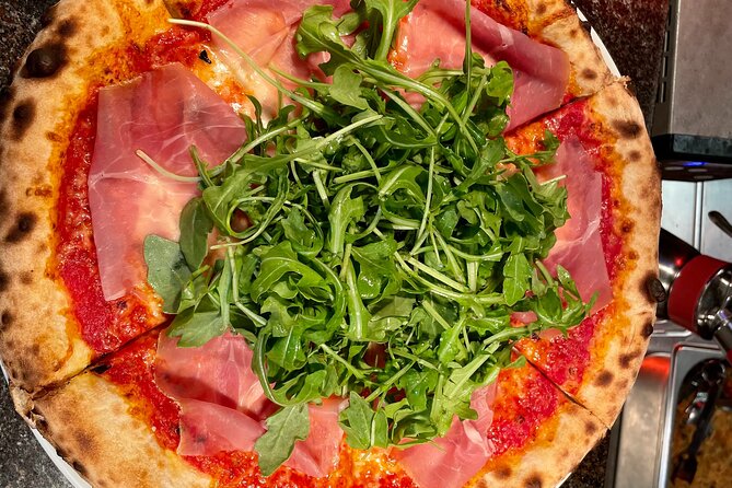 Kelowna: #1 Rated Walking Food Tour with 7 Tastings and 4 Drinks - Curious Cafe and Naples-Style Pizza