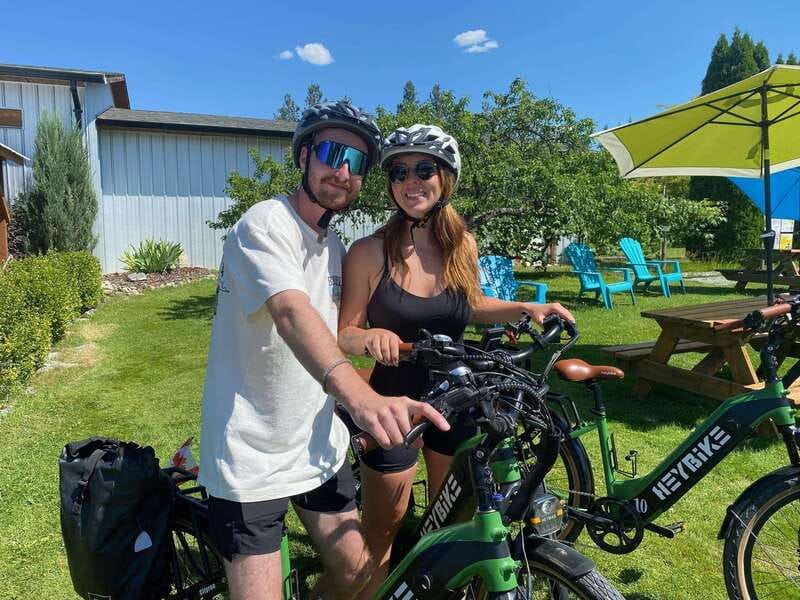 Kelowna: E-Bike Guided Wine Tour with Lunch & Tastings - Key points at a glance