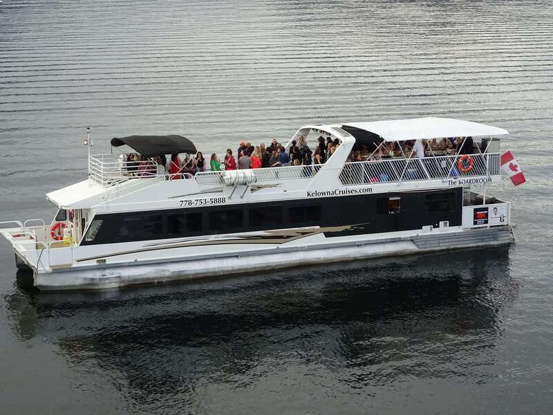 Kelowna: Okanagan Lake Afternoon Cruise - Starting beside City Park and the Kelowna Visitor Center