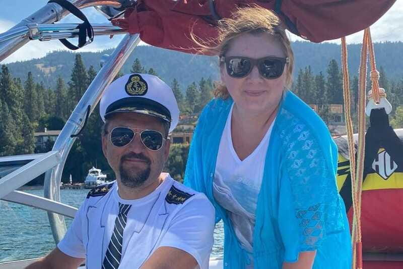 Kelowna: Tiki Party Yacht Rental - Is $351 a good price?