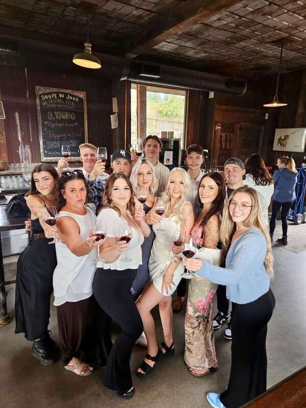 Kelowna: West Kelowna Full Day Guided Wine Tour - Lunch at The Modest Butcher Kitchen + Market