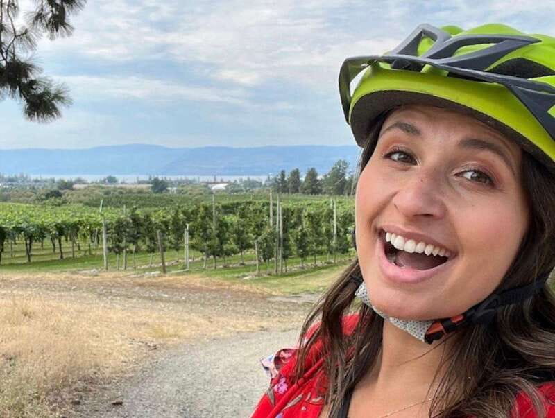 Kelowna: Wine Tasting by E-bike, Smartphone Guide & Lunch - Key points at a glance