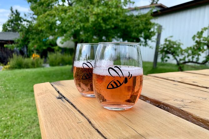 Kelowna Wine Tour by E-bike, Okanagan Valley Views and Lunch - Four hours or five? Plan for the slower version