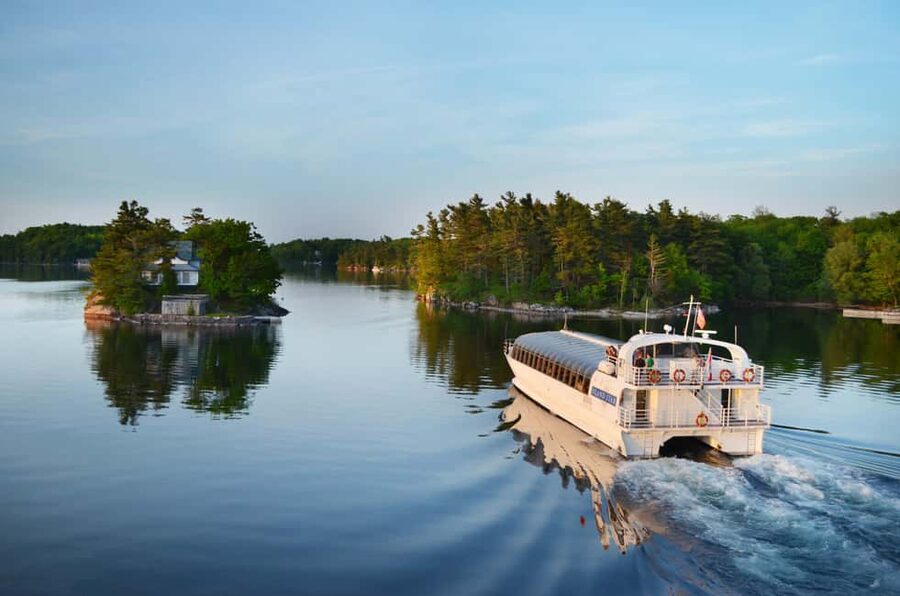 Kingston: Lunch Cruise of Thousand Islands - Key points to know before booking