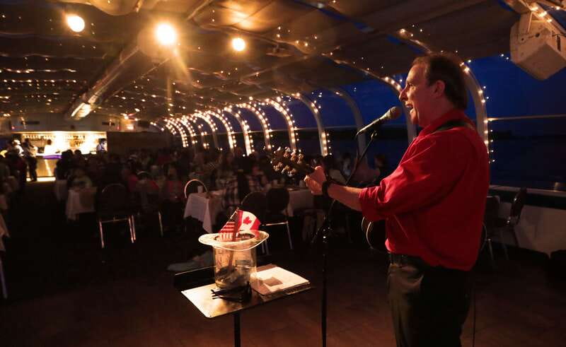 Kingston: Sunset Dinner Cruise - Booking and boarding tips for a smoother evening