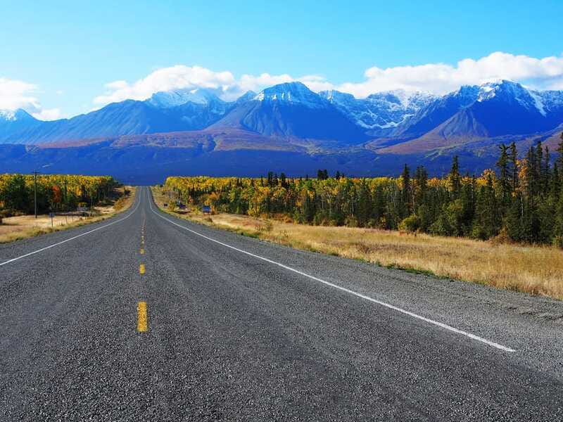 Kluane National Park: Full Day Tour - Guides, languages, and the feel of the day