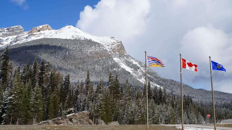 Kootenay: From Icy Mountain Rivers to Steamy Hot Springs - Guides, languages, and the pace of the day