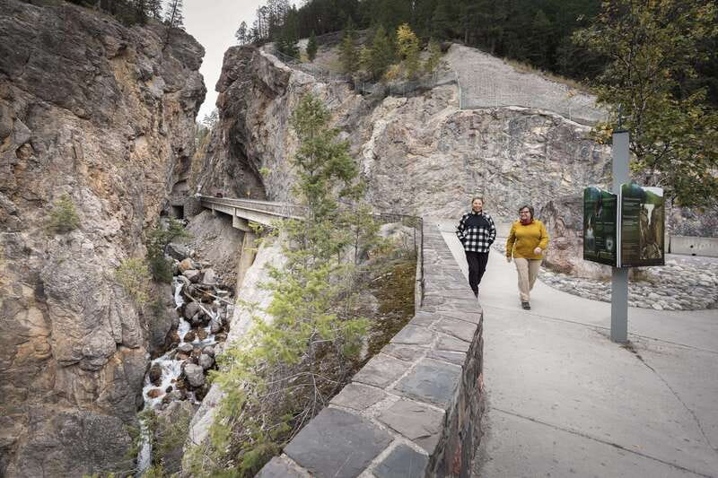 Kootenay: From Icy Mountain Rivers to Steamy Hot Springs - Marble Canyon and the 2003 wildfire zone