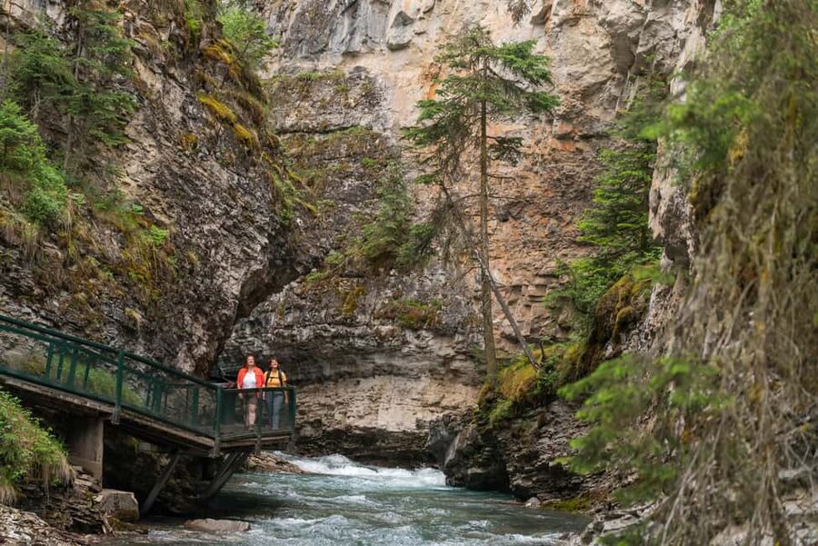 Lake Louise, Banff Gondola, & Yoho National Park 2 Day Tour - Moraine Lake or Marble Canyon by season