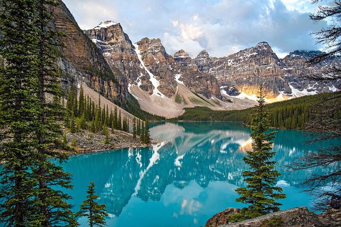 Lake Louise, Moraine Lake, Banff Tour from Calgary/Canmore/Banff - Marble Canyon adds real movement in winter