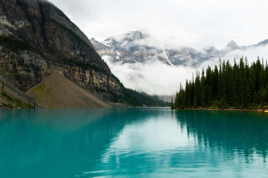 Lake Louise, Moraine Lake, tour from Canmore/Banff - Key points at a glance