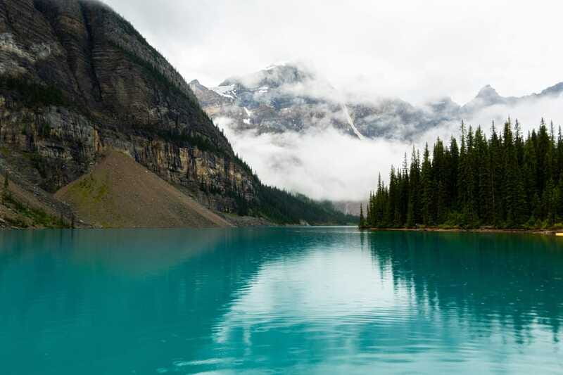 Lake Louise, Moraine Lake, tour from Canmore/Banff - A scenic drive that does useful work