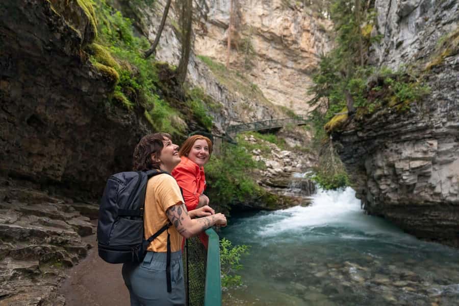 Lake Louise,Moraine Lake,Yoho NP,Johnston Canyon & BanffTour - Key points to know before booking