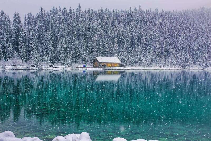 Lake Louise, Peyto Lake, Johnston Canyon & Icefields Parkway - Bow Lake, a short stop with a big view