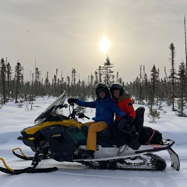 Laurentians: Snowmobile Guided Tour - The two-hour route and its photo stops