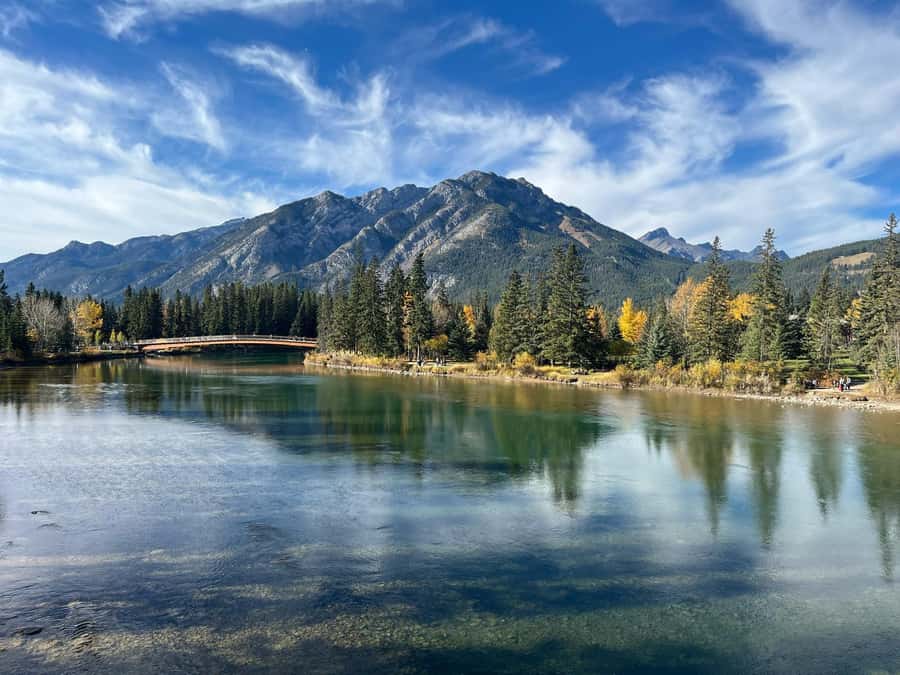 Louise, Moraine/Bow, Emerald, Peyto- 4 Lake Tour - What to bring and what not to expect