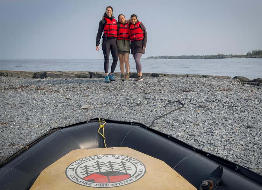 Lunenburg: Zodiac Wildlife Tour with Naturalist Guide - Is two hours enough for the $101 price?