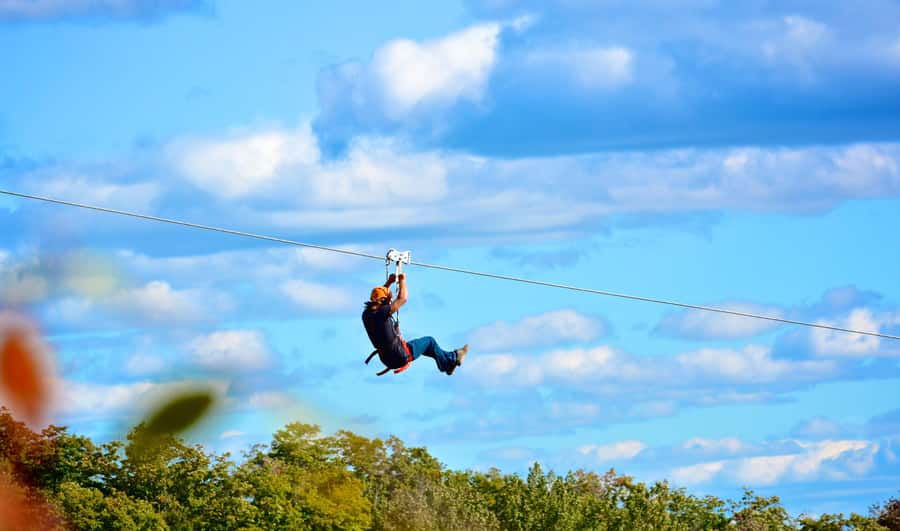 Mont-Catherine: Ziplines & Hike - First ride: 3,000 feet above the trees