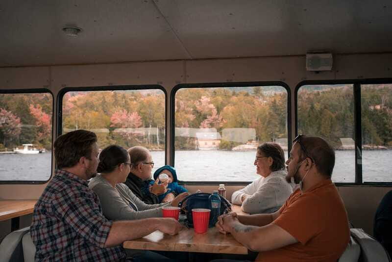 Mont-Tremblant: Guided Scenic Lake Cruise - Choosing your seat and getting good photos