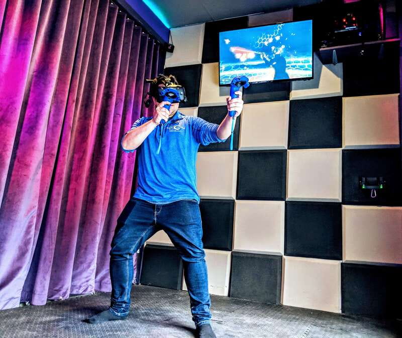 Mont Tremblant: Virtual Reality Gaming Session - A smart plan for your booking