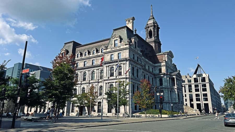 Montreal 3-Hour Private Car Tour with Expert Local Guide - Jean-Drapeau Park and the Saint Lawrence River