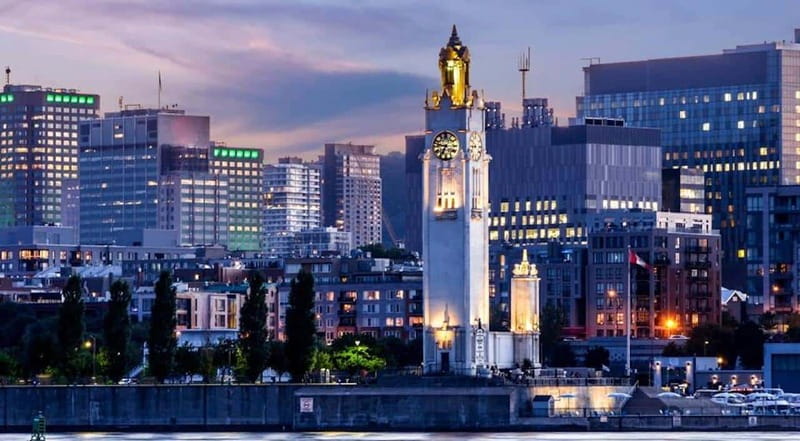Montréal: 3 or 5-Course Dinner Cruise with DJ & Dancing - Who will enjoy this most?