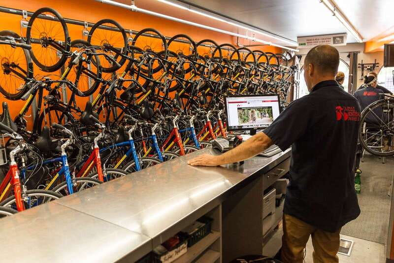 Montreal: All-Day Bicycle Rental - Starting with the old streets of Montreal