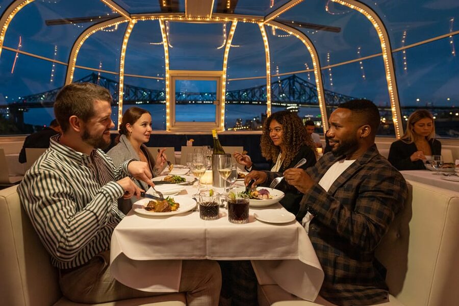 Montreal: Bateau-Mouche Cruise with A La Carte Dinner Option - The first hour: Old Port views and dinner service