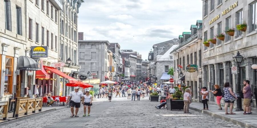Montreal: Best of Montreal Food Walking Tour with Tastings - Should you book the Montreal food tour?