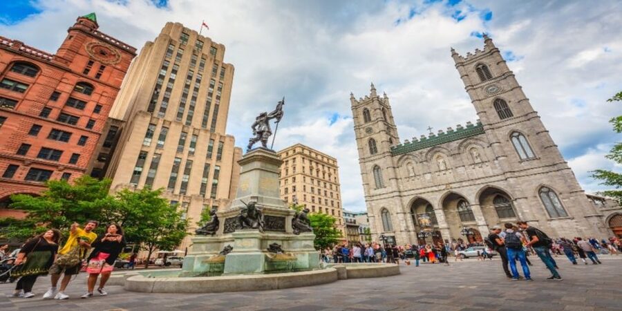 Montreal: Best of Montreal Food Walking Tour with Tastings - How much food do you really get?