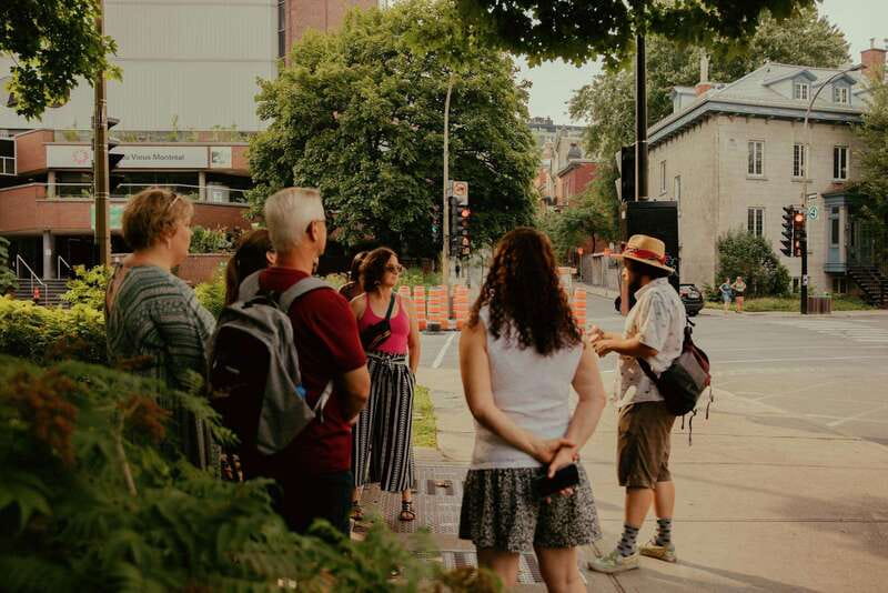 Montreal: Brewpub Experience Beer Tasting & Walking Tour - Bar Pamplemousse for a change of mood