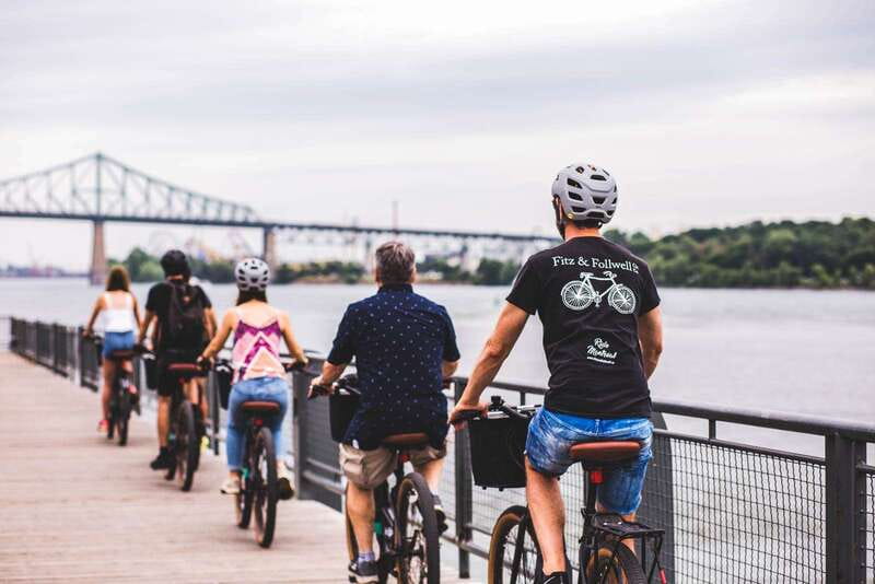 Montreal: Downtown and Old Montreal Highlights Bike Tour - Starting in Old Montreal with a city bike