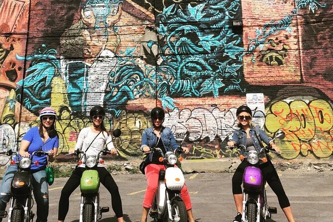 Montreal eBike Sightseeing Tour - Montreal in three hours, with a motor at your back