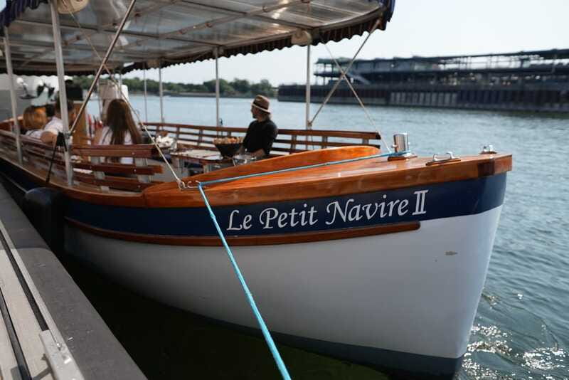 Montreal: Electric Boat Cruise with Onboard Drinks - The Clock Tower promenade and return