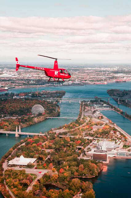 Montreal: Formula 1 Experience Helicopter Flight - Booking Flexibility and Languages