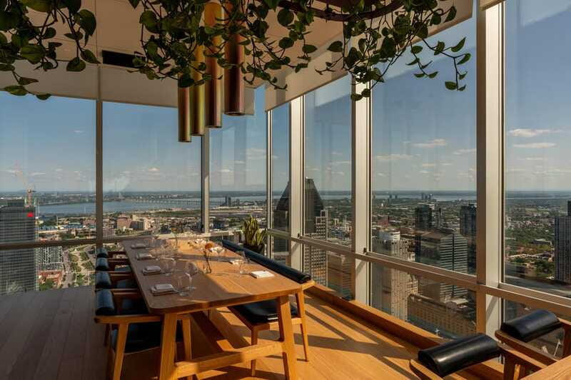Montreal: Guided Pub Crawl of the City's Skyline Bars - Walking, weather, and rooftop comfort