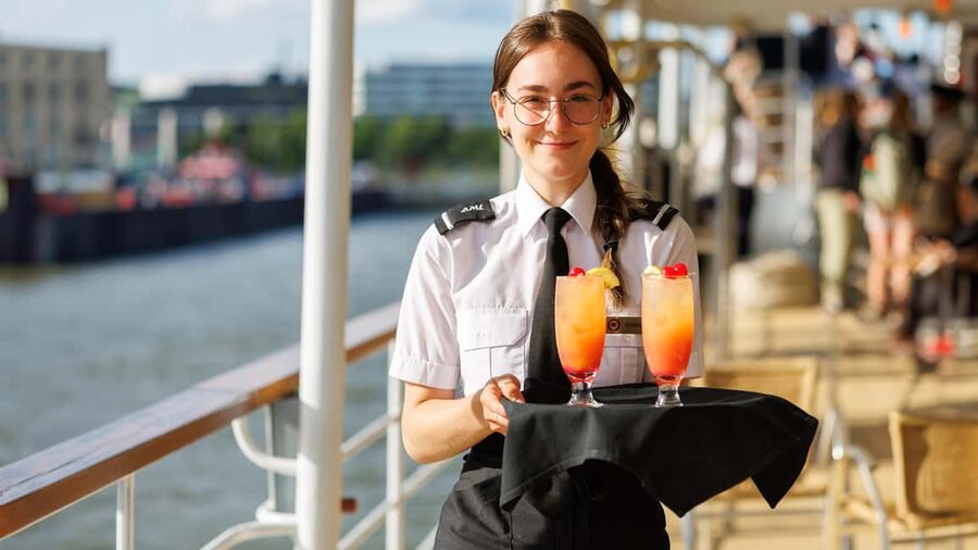 Montréal: Guided Sightseeing River Cruise - Practical tips for a smoother outing