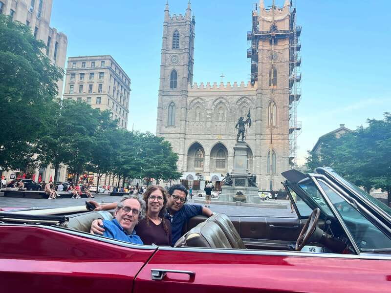 Montréal: Guided Tour in Vintage Convertible Cadillac - Key points to know before you book