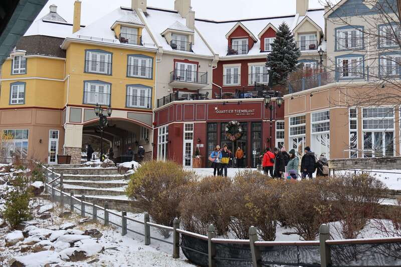 Montreal: Guided tour of the Laurentides Mont Tremblant - What the guide adds to a self-guided day