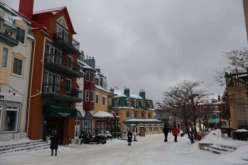 Montreal: Guided tour of the Laurentides Mont Tremblant - How to prepare for a full mountain day