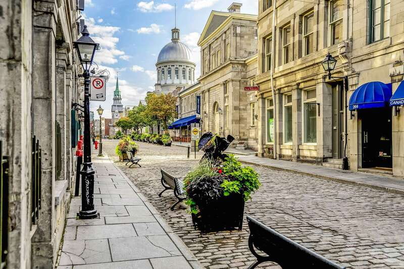 Montreal: Hop-On Hop-Off Double-Decker Bus Tour - The optional two-hour night tour