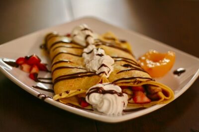Montreal Mile End Authentic Food Tour with 7 Delicacies Tastings